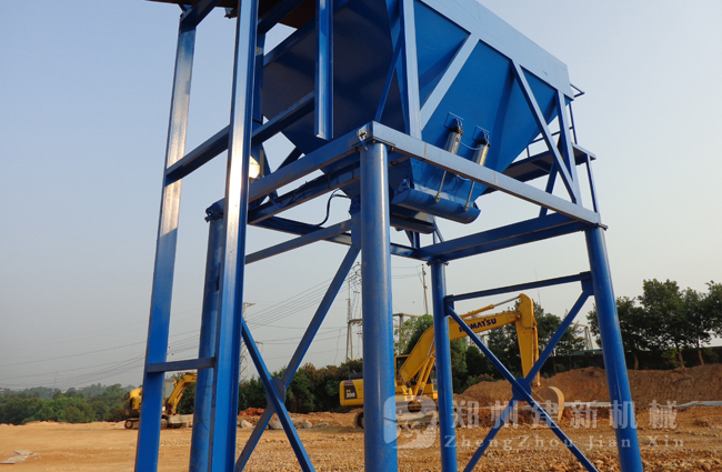 湖南長沙500噸穩(wěn)定土拌和站現(xiàn)場(chǎng)案例